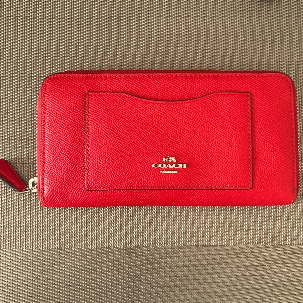 Gorgeous Coach Wallet